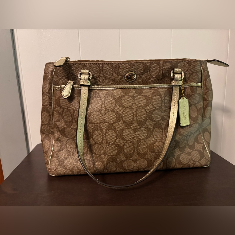 Coach Shoulder Bag Khaki/Gold Signature C Coated Canvas w/ Leather Trim EUC